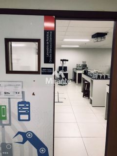 Prédio / Edifício Inteiro Comercial Para Alugar no bairro São João em Feira De Santana
