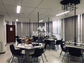 Prédio / Edifício Inteiro Comercial Para Alugar no bairro São João em Feira De Santana