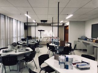 Prédio / Edifício Inteiro Comercial Para Alugar no bairro São João em Feira De Santana
