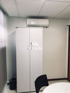 Prédio / Edifício Inteiro Comercial Para Alugar no bairro São João em Feira De Santana