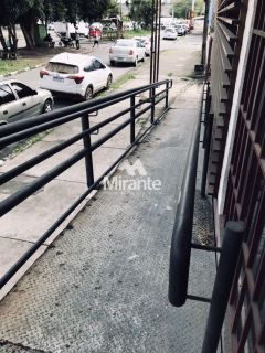 Prédio / Edifício Inteiro Comercial Para Alugar no bairro São João em Feira De Santana