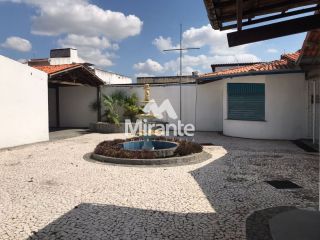 Casa Para Alugar no bairro Centro em Feira De Santana