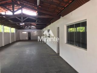 Casa Para Alugar no bairro Centro em Feira De Santana
