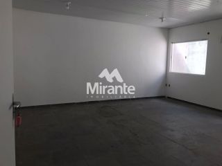 Casa Para Alugar no bairro Centro em Feira De Santana