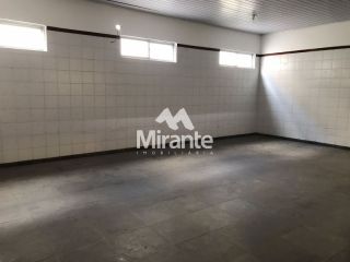 Casa Para Alugar no bairro Centro em Feira De Santana