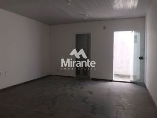 Casa Para Alugar no bairro Centro em Feira De Santana