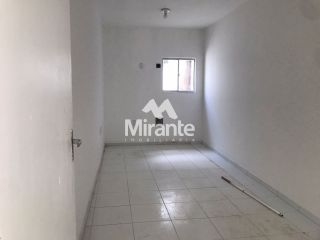 Casa Para Alugar no bairro Centro em Feira De Santana