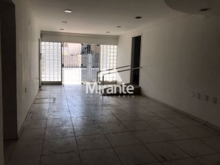 Casa Para Alugar no bairro Centro em Feira De Santana