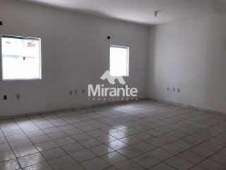 Casa Para Alugar no bairro Centro em Feira De Santana