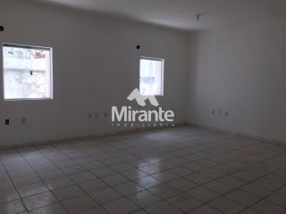 Casa Para Alugar no bairro Centro em Feira De Santana