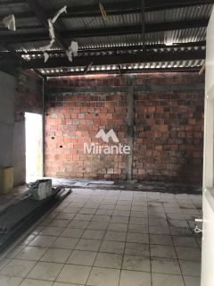 Casa Para Alugar no bairro Centro em Feira De Santana