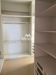 Apartamento Para Alugar com 4 quartos sendo 4 suítes no bairro Capuchinhos em Feira De Santana