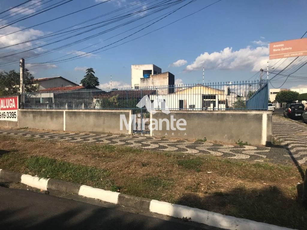 Lote / Terreno de Bairro Para Alugar no bairro São João em Feira De Santana