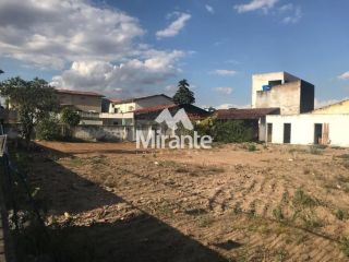 Lote / Terreno de Bairro Para Alugar no bairro São João em Feira De Santana