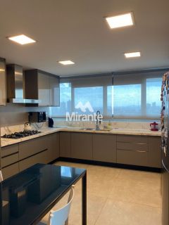 Apartamento Para Alugar com 4 quartos sendo 4 suítes no bairro Santa Mônica em Feira De Santana
