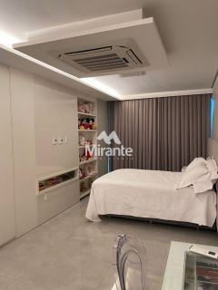 Apartamento Para Alugar com 4 quartos sendo 4 suítes no bairro Santa Mônica em Feira De Santana