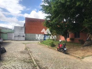 Galpão / Depósito / Armazém Para Alugar no bairro Subaé em Feira De Santana
