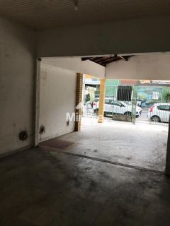 Casa Para Alugar com 5 quartos no bairro Centro em Feira De Santana