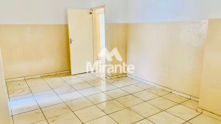 Casa Para Alugar no bairro Campo Limpo em Feira De Santana