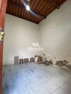 Casa Para Alugar com 3 quartos no bairro Ponto Central em Feira De Santana