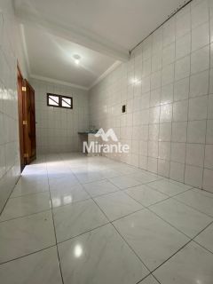 Casa Para Alugar com 3 quartos no bairro Ponto Central em Feira De Santana