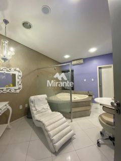 Prédio / Edifício Inteiro Comercial Para Alugar no bairro Centro em Feira De Santana