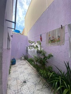 Prédio / Edifício Inteiro Comercial Para Alugar no bairro Centro em Feira De Santana
