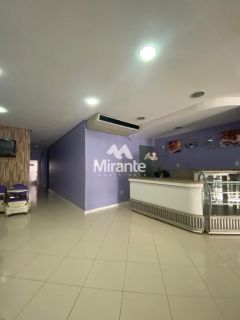 Prédio / Edifício Inteiro Comercial Para Alugar no bairro Centro em Feira De Santana