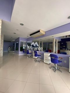 Prédio / Edifício Inteiro Comercial Para Alugar no bairro Centro em Feira De Santana