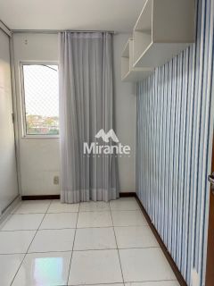 Apartamento Para Alugar com 3 quartos sendo 1 suíte no bairro Lagoa Salgada em Feira De Santana