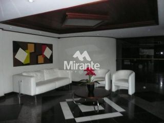 Apartamento Para Alugar com 4 quartos sendo 3 suítes no bairro Kalilândia em Feira De Santana
