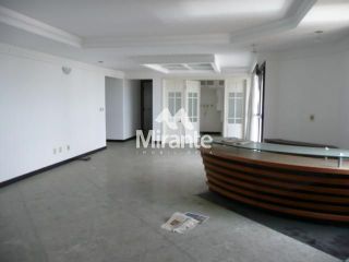 Apartamento Para Alugar com 4 quartos sendo 3 suítes no bairro Kalilândia em Feira De Santana