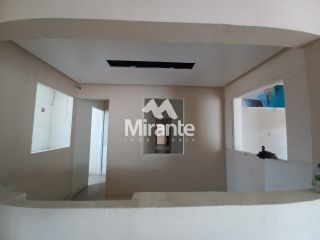 Casa Para Alugar no bairro Centro em Feira De Santana