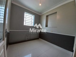 Casa Para Alugar no bairro Centro em Feira De Santana