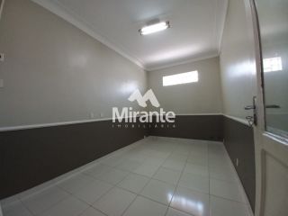 Casa Para Alugar no bairro Centro em Feira De Santana