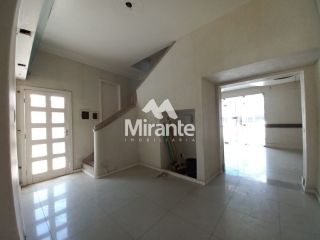 Casa Para Alugar no bairro Centro em Feira De Santana
