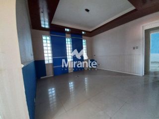 Casa Para Alugar no bairro Centro em Feira De Santana
