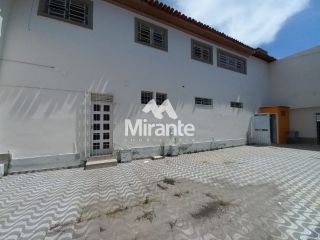 Casa Para Alugar no bairro Centro em Feira De Santana
