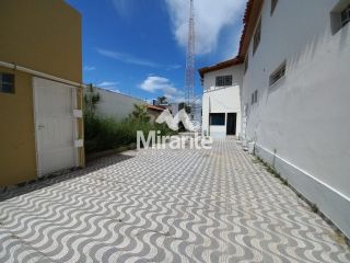 Casa Para Alugar no bairro Centro em Feira De Santana
