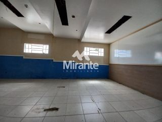 Casa Para Alugar no bairro Centro em Feira De Santana