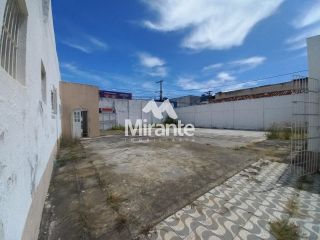Casa Para Alugar no bairro Centro em Feira De Santana