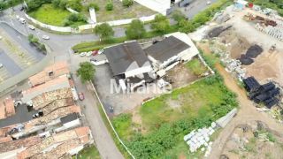 Galpão / Depósito / Armazém Para Alugar no bairro Baraúna em Feira De Santana