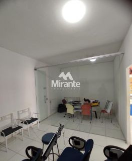 Edifício Comercial Para Alugar no bairro Centro em Feira De Santana