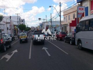 Prédio / Edifício Inteiro Comercial Para Alugar no bairro Centro em Feira De Santana