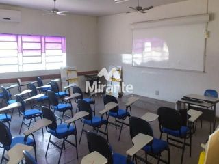 Prédio / Edifício Inteiro Comercial Para Alugar no bairro Centro em Feira De Santana