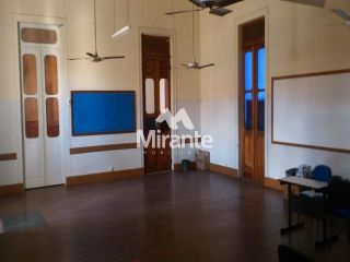 Prédio / Edifício Inteiro Comercial Para Alugar no bairro Centro em Feira De Santana