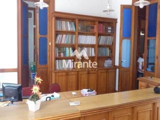 Prédio / Edifício Inteiro Comercial Para Alugar no bairro Centro em Feira De Santana
