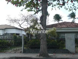 Casa Para Alugar com 4 quartos sendo 1 suíte no bairro Kalilândia em Feira De Santana