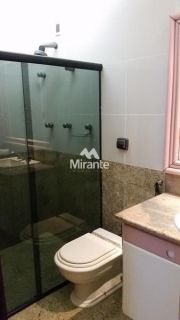 Casa Para Alugar com 6 quartos sendo 6 suítes no bairro Santa Mônica em Feira De Santana