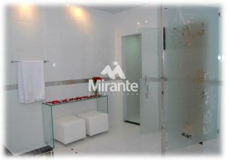 Prédio / Edifício Inteiro Comercial Para Alugar no bairro Conceição em Feira De Santana